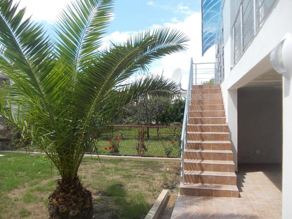 Apartments Idolga Бар Стая снимка